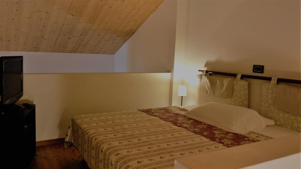 Marco Polo Hotel Vittorio Veneto Kültér fotó